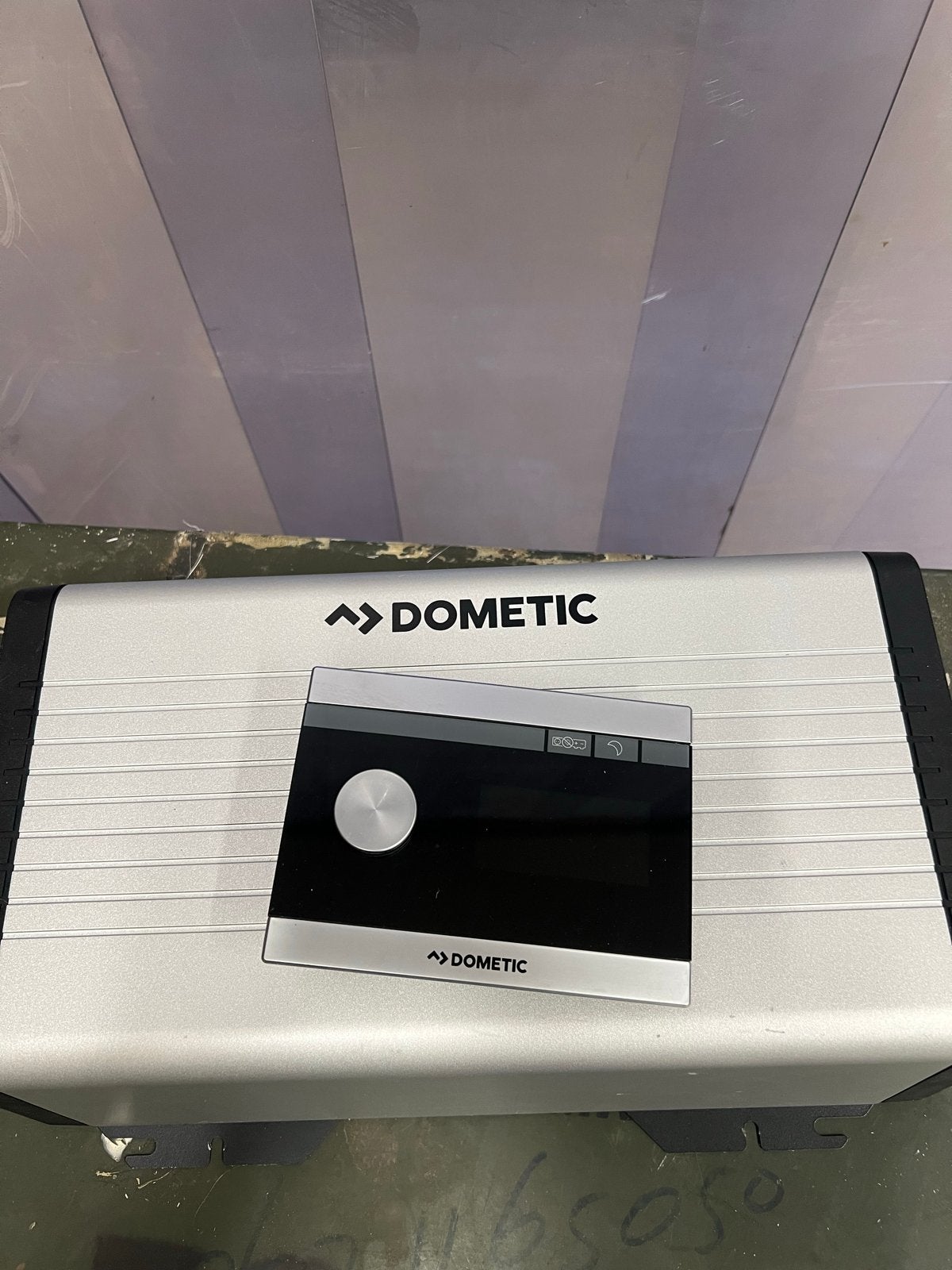 Dometic Omvormer met Omschakelautomaat 1800W DSP1812T-W, Caravans en Kamperen, Ophalen of Verzenden, Zo goed als nieuw