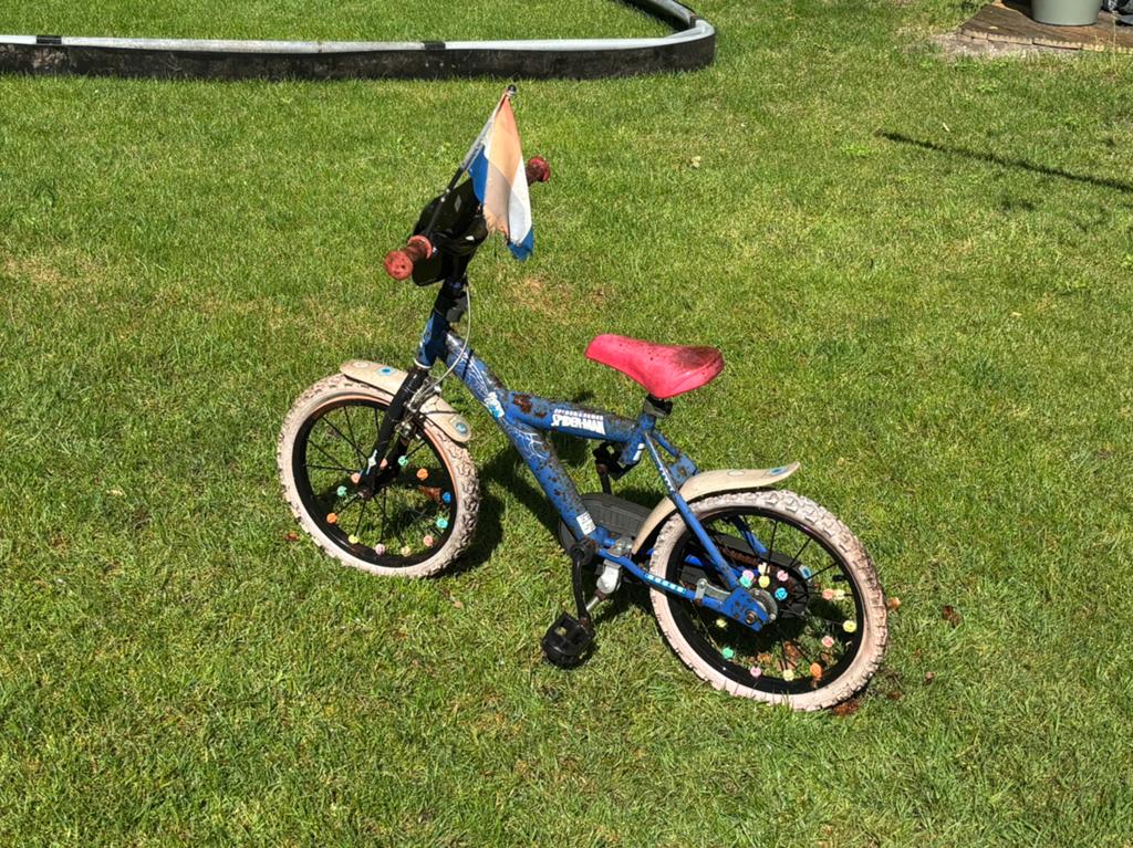 Kinderfiets spiderman, Ophalen of Verzenden, Zo goed als nieuw