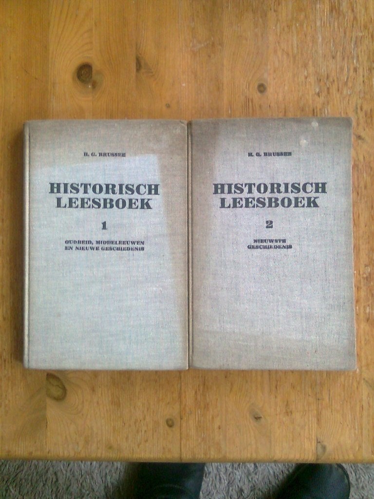 Historisch Leesboek deel 1 en 2, Boeken, Ophalen of Verzenden, Gelezen