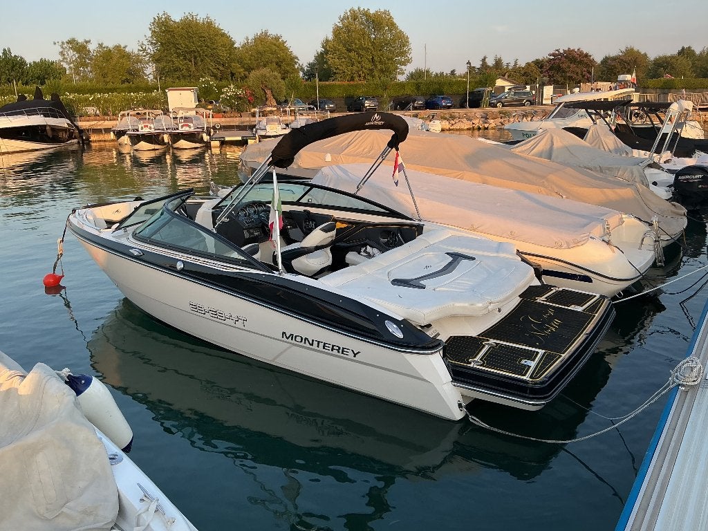 Monterey 214 SS | V8 Volvo Penta | Incl Trailer, Watersport en Boten, Ophalen, Overige merken, 270 pk, Binnenboordmotor
