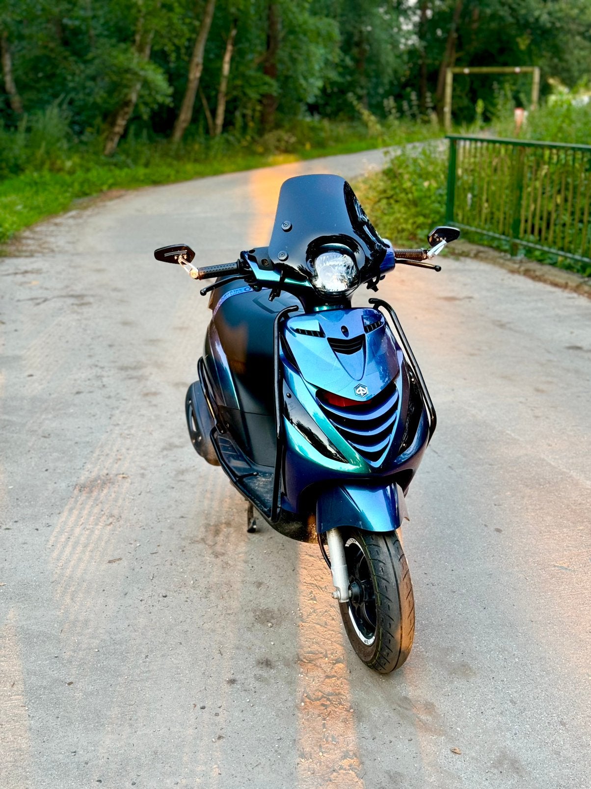 Piaggio Zip 4T Euro 5 (2023) 2.435 km  MalossiECU &Multivar, Fietsen en Brommers, Scooters | Piaggio, Ophalen, Zip, Zo goed als nieuw