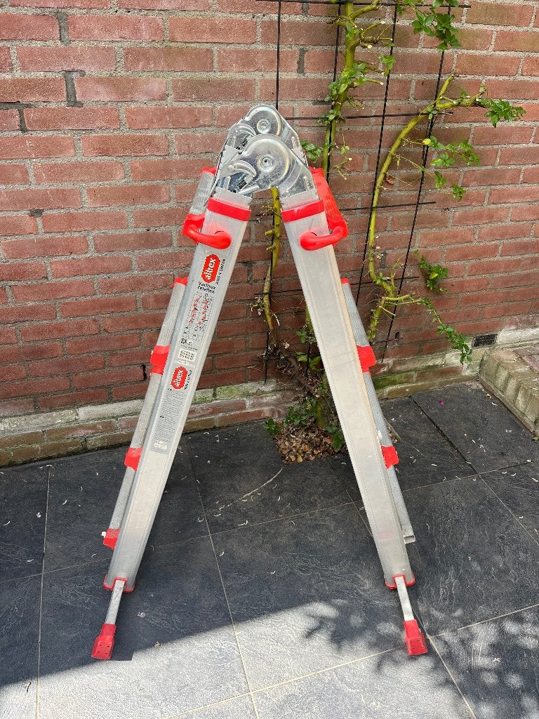 Altrex vouw/uitschuifladder, Ophalen