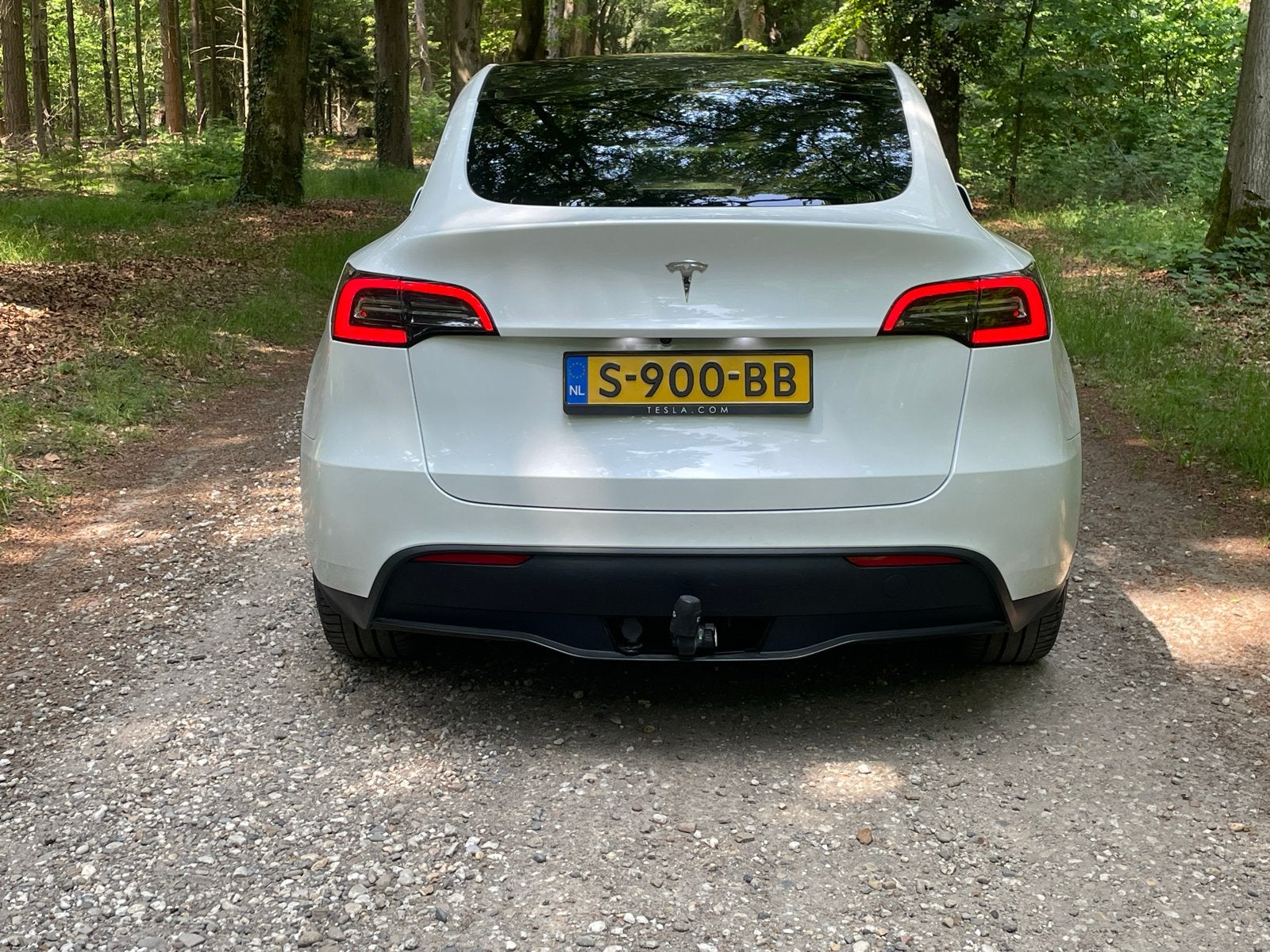 Tesla Y 2023 incl BTW, RWD, FSD  voorbereid, vele extra’s, Automaat, Achterwielaandrijving, Zwart, Wit