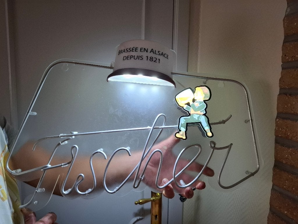 Lichtreclame Fischer bier, Verzamelen, Merken en Reclamevoorwerpen, Ophalen of Verzenden, Lichtbak of (neon) lamp