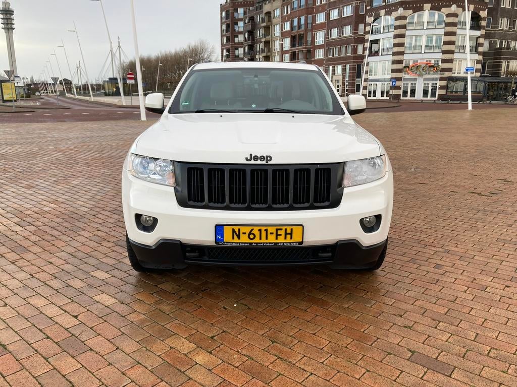 Jeep Grand Cherokee 2011 Wit, Automaat, Lichtsensor, Beige, Wit