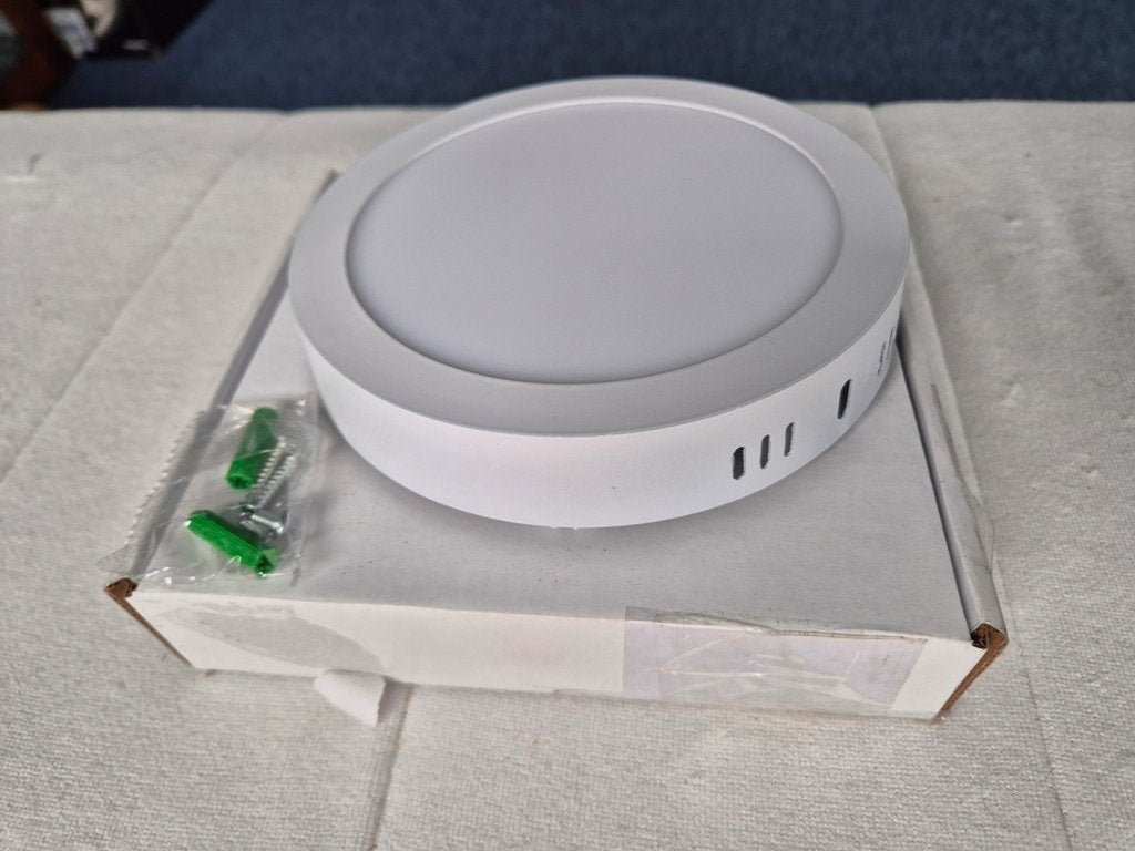 UITVERKOOP: LED Plafondlamp OPbouwspot Wit 12W - laatste, Huis en Inrichting, Lampen | Spots, Overige materialen, Opbouwspot, Nieuw