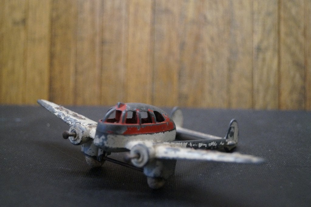 Hubley TAT NC-31 tweemotorige Crusader-vliegtuig 1930, Antiek en Kunst, Verzenden