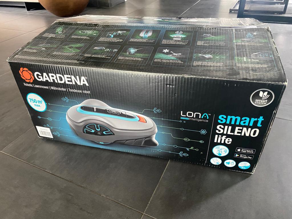 Nieuwe Gardena SMART sileno life 750m2 robotmaaier, Ophalen of Verzenden, Zo goed als nieuw, Minder dan 20 cm