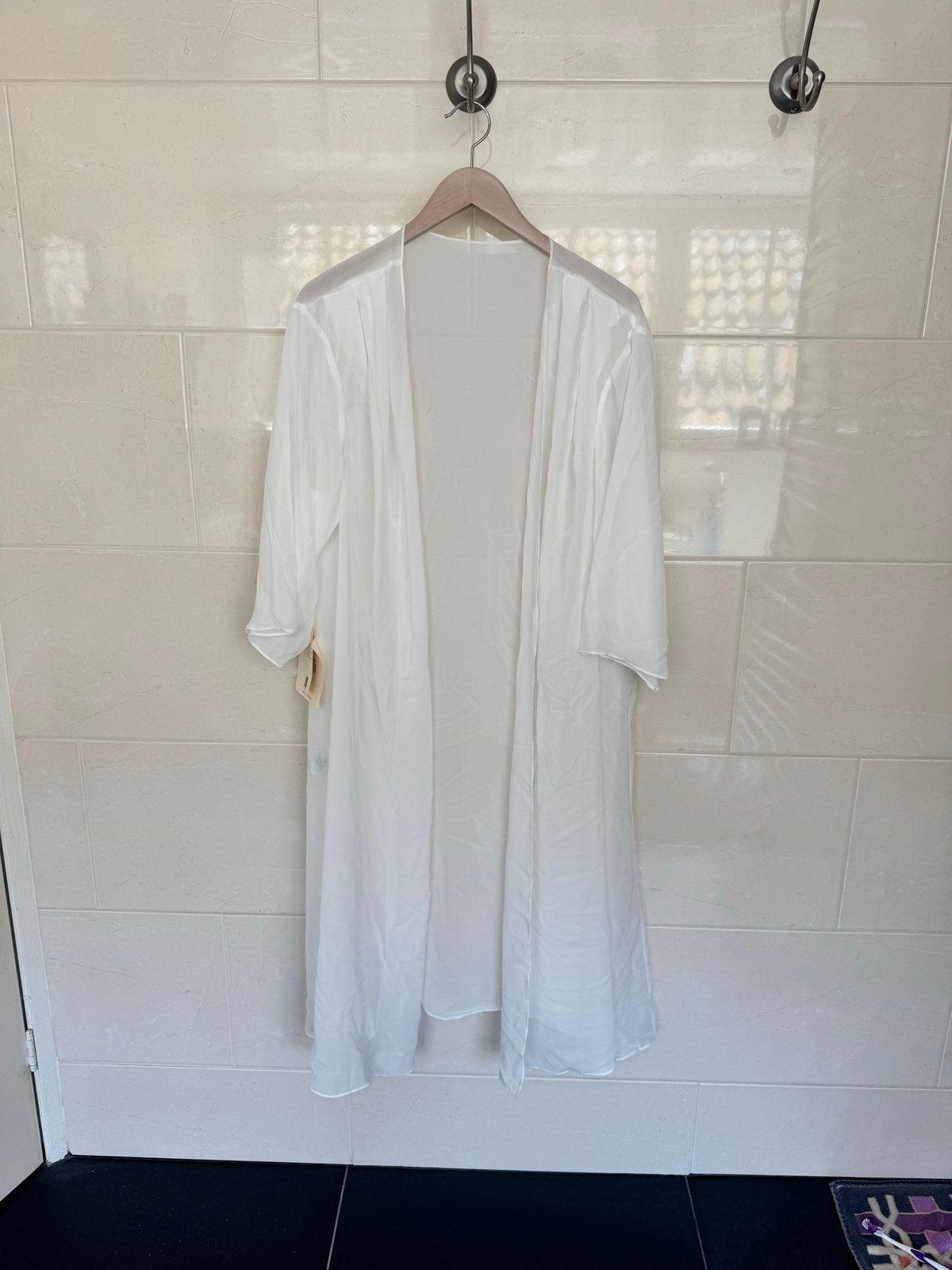Nieuw wit kimono vest bruidskleding van LANTING Bride, Ophalen of Verzenden, Nieuw, Wit, Accessoires