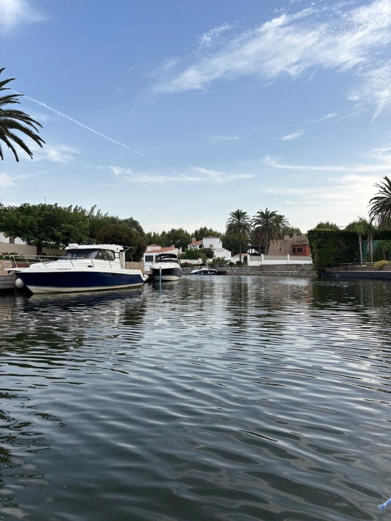 Holiday Home with Private Pool in Empuriabrava (Costa Brava), 8 personen, 4 of meer slaapkamers, Dorp, Overige typen