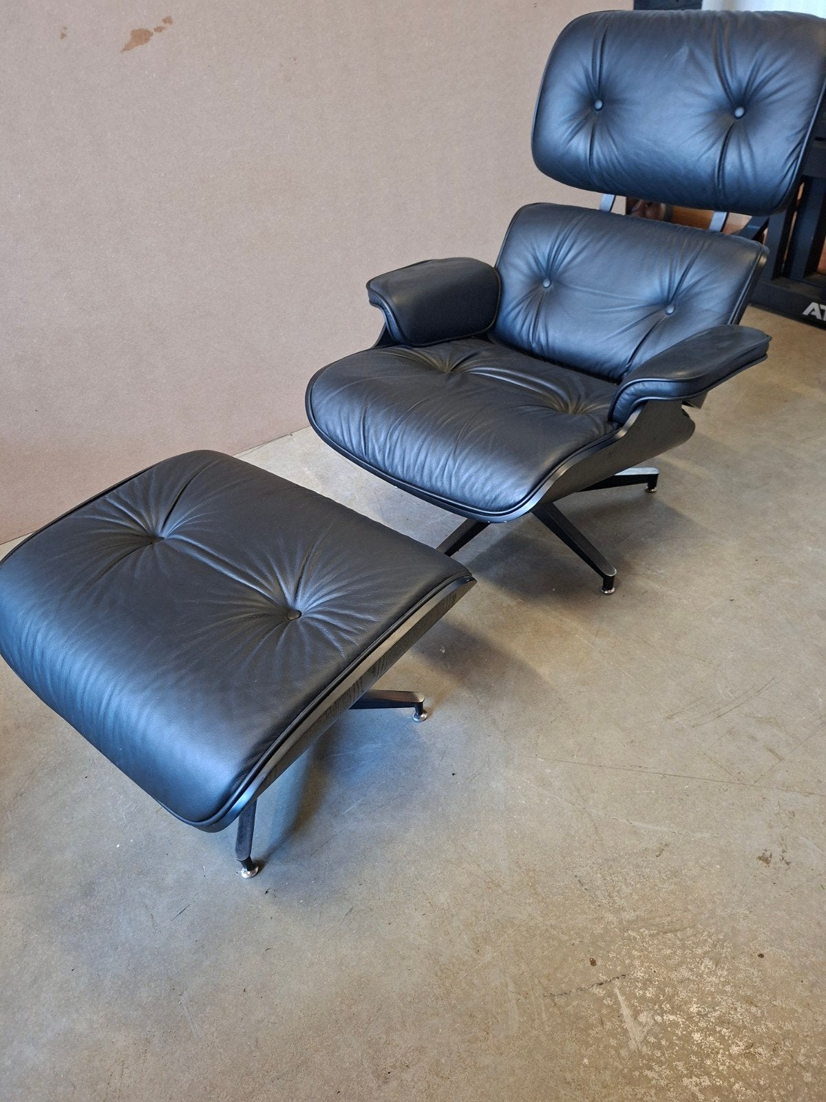 Cavel Lounge Chair met voetenbank, Ophalen, Gebruikt, Zwart, Eén