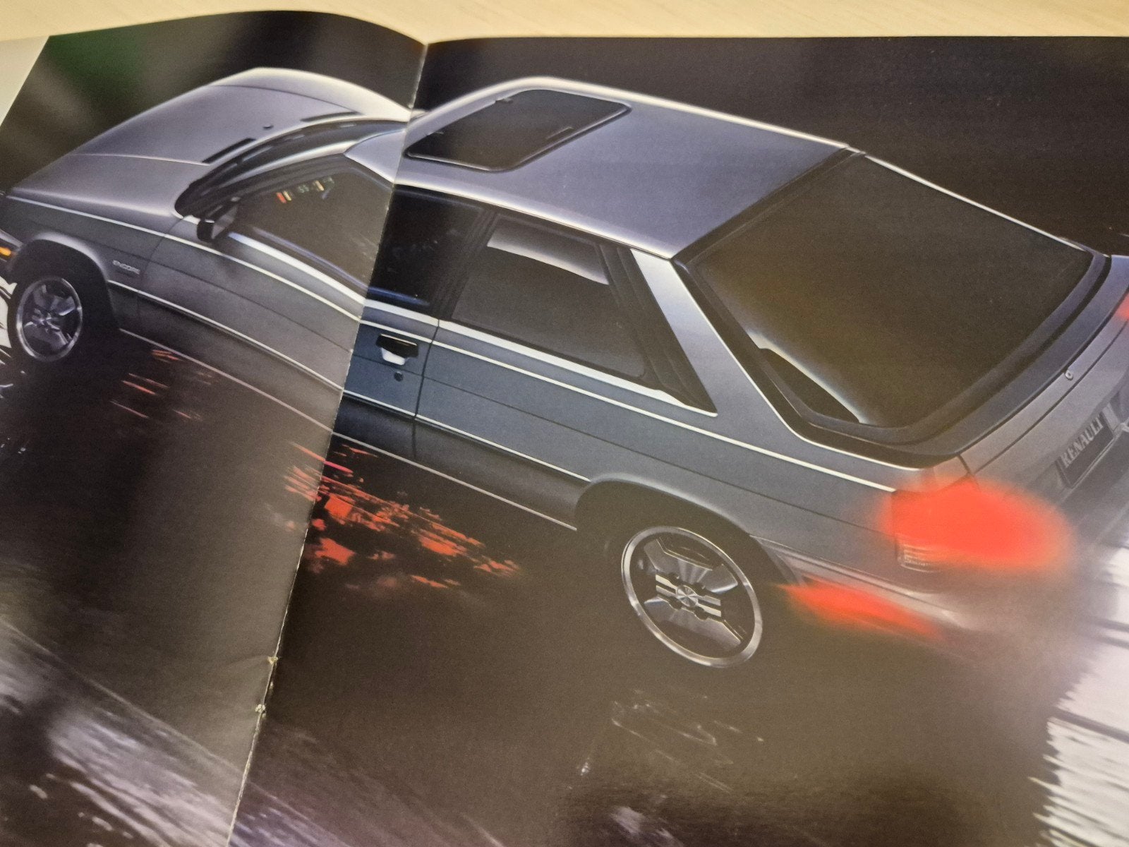 jaren 80 Renault Encore luxe USA RENAULT 11 folder izgst 1,7, Ophalen of Verzenden, Zo goed als nieuw, Renault