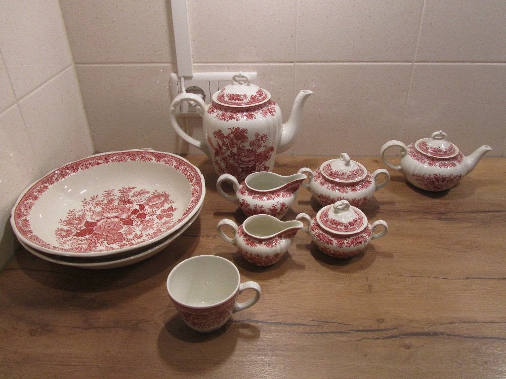 Fasan rood / roze Villeroy en Boch serviesdelen Fazan, Overige typen, Ophalen of Verzenden, Zo goed als nieuw, Overige stijlen