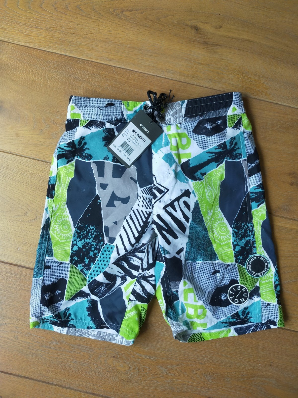 Brunotti zwembroek boxer / zwemshort maat 152 nieuw !, Kinderen en Baby's, Kinderkleding | Maat 152, Ophalen of Verzenden, Brunotti