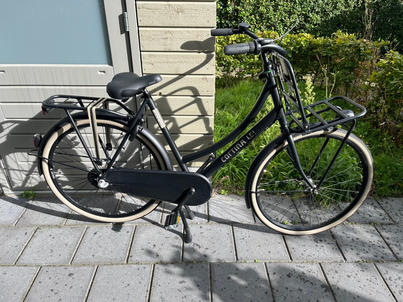Cortina U4 28 inch Nexus 3 Jett Black, Fietsen en Brommers, Terugtraprem, 53 tot 56 cm, Versnellingen, Zo goed als nieuw