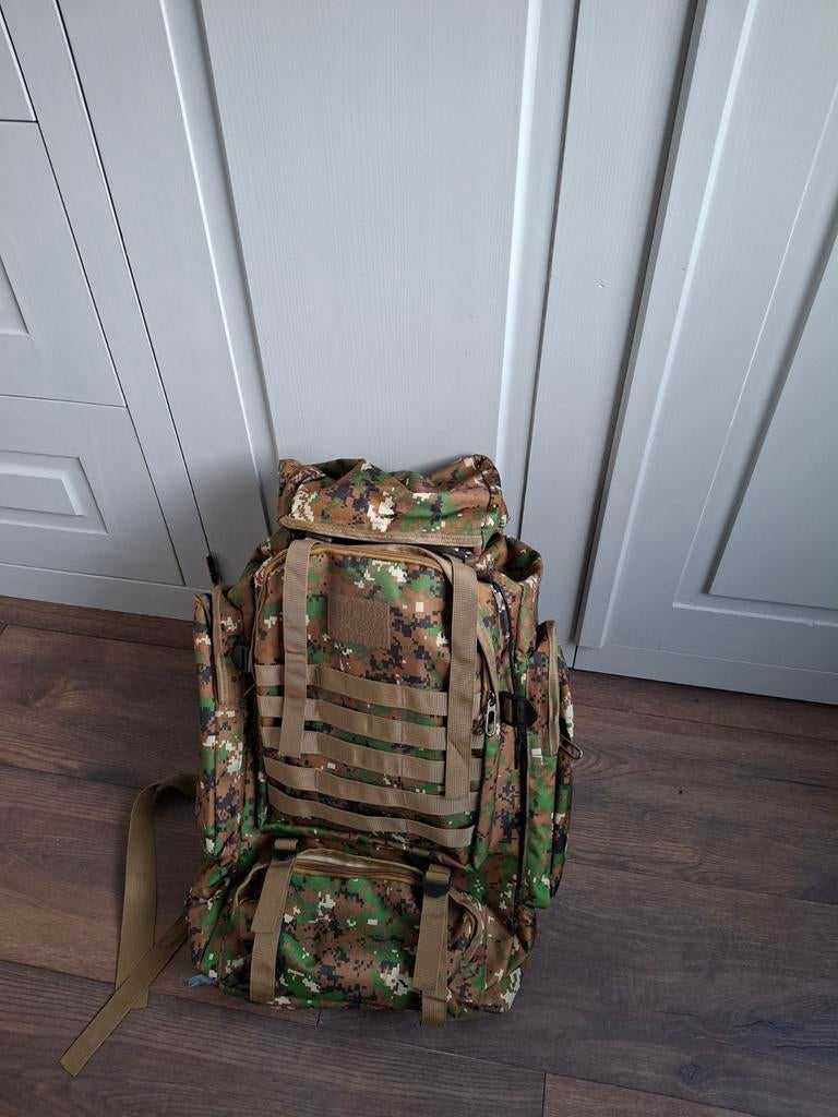 Camouflage Rugzak - Ideaal voor Trekking en Outdoor, Sport en Fitness, Bergsport en Wandelen, Ophalen of Verzenden, Gebruikt, Rugzak