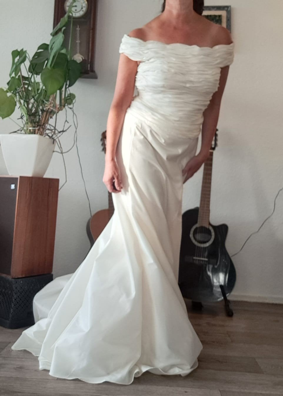 Prachtige ivoorkleurige trouwjurk, maat 44, nieuw, Kleding | Dames, Trouwjurk, Beige, Nieuw, Ophalen of Verzenden