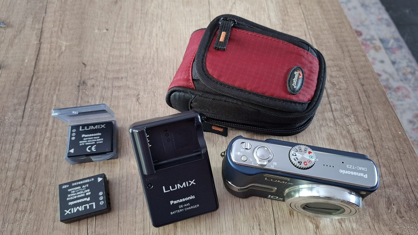 Panasonic Lumix DMC-TZ3 Digitale Camera + Originele Doos, Audio, Tv en Foto, Fotocamera's Digitaal, Ophalen, Zo goed als nieuw