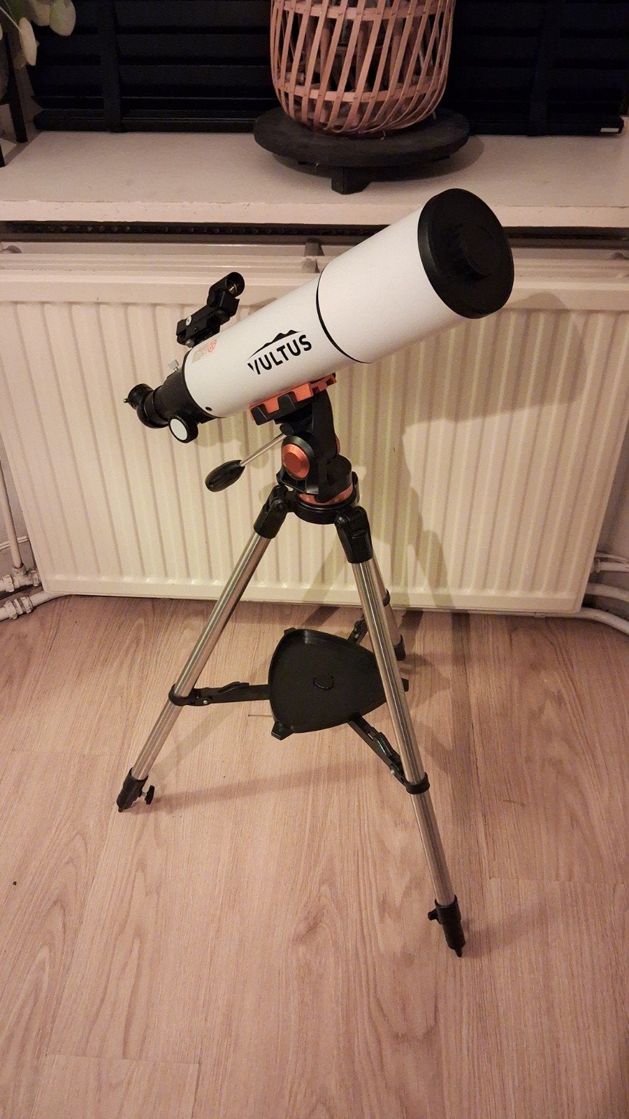 Vultus 80/500 Telescoop Wit/Oranje, Audio, Tv en Foto, Optische apparatuur | Telescopen, Ophalen, 80 tot 200 mm, Lenzentelescoop (refractor)