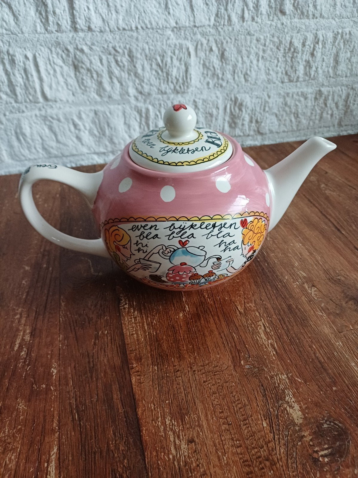 Blond Amsterdam theepot Even Bijkletsen, Huis en Inrichting, Ophalen, Keramiek, Zo goed als nieuw, Theepot