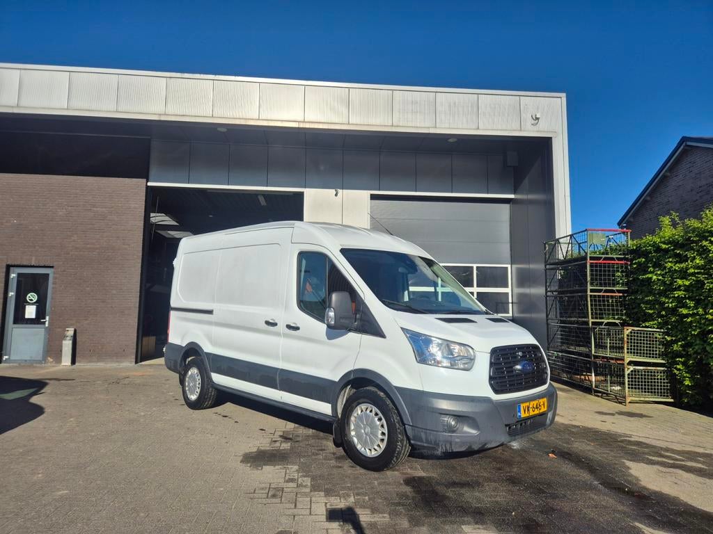 Ford Transit 2.2 Tdci L2H2 155PK 2015, Auto's, Bestelauto's, Particulier, ABS, Achteruitrijcamera, Airbags, Airconditioning, Alarm
