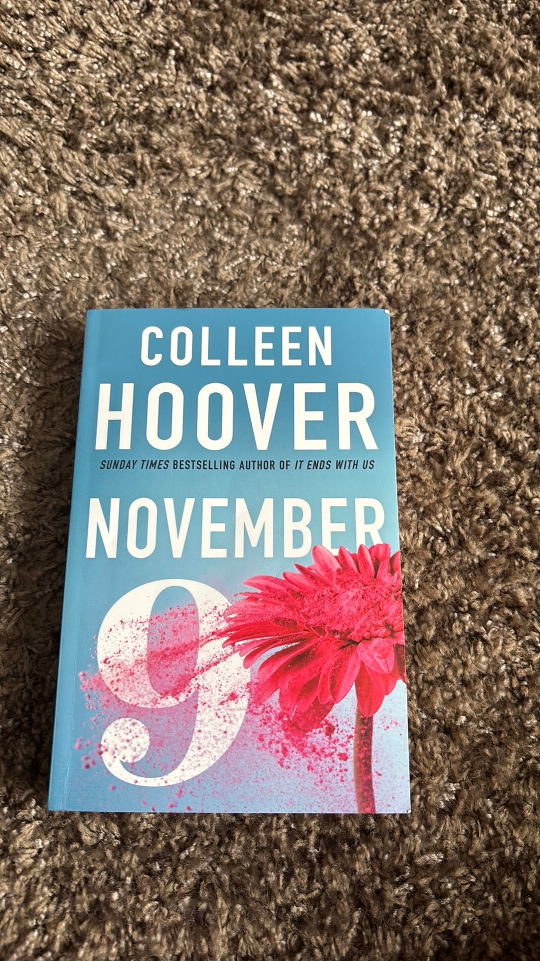 Colleen Hoover engelstalig leesboek “november 9”, Ophalen of Verzenden, Zo goed als nieuw