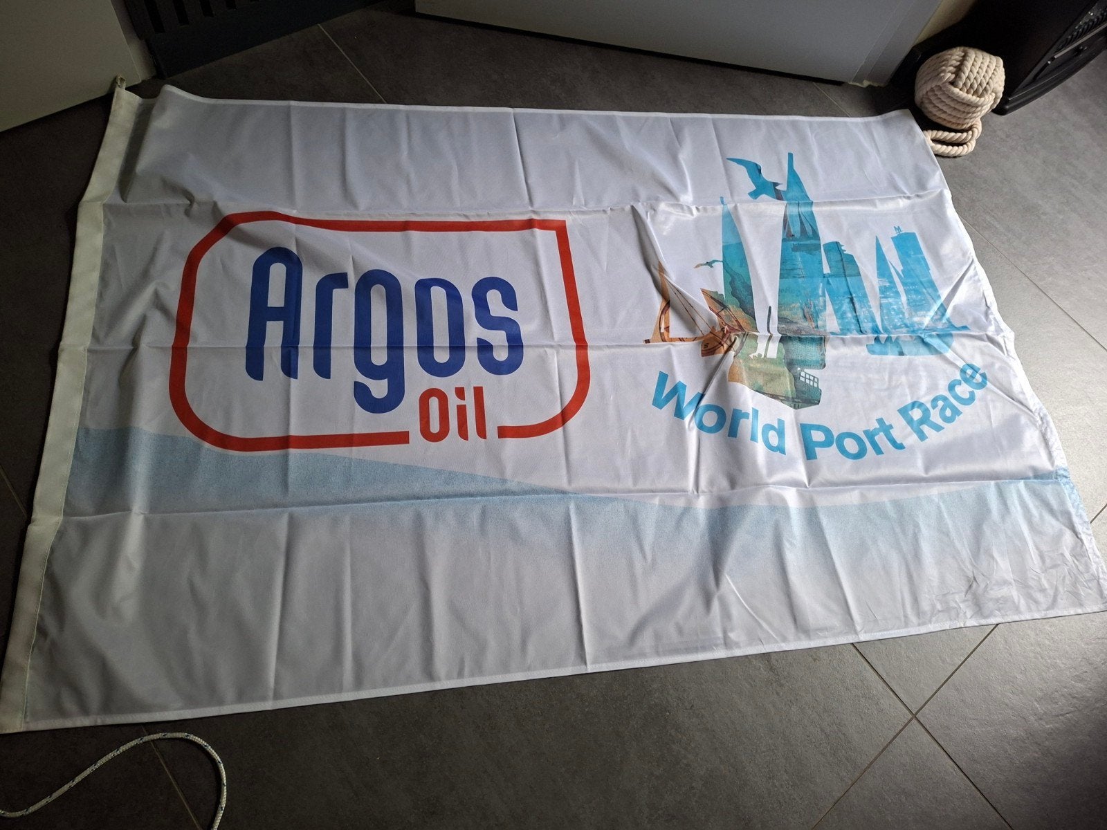 argos oil world port race vlag, Ophalen of Verzenden, Zo goed als nieuw, Reclamebord