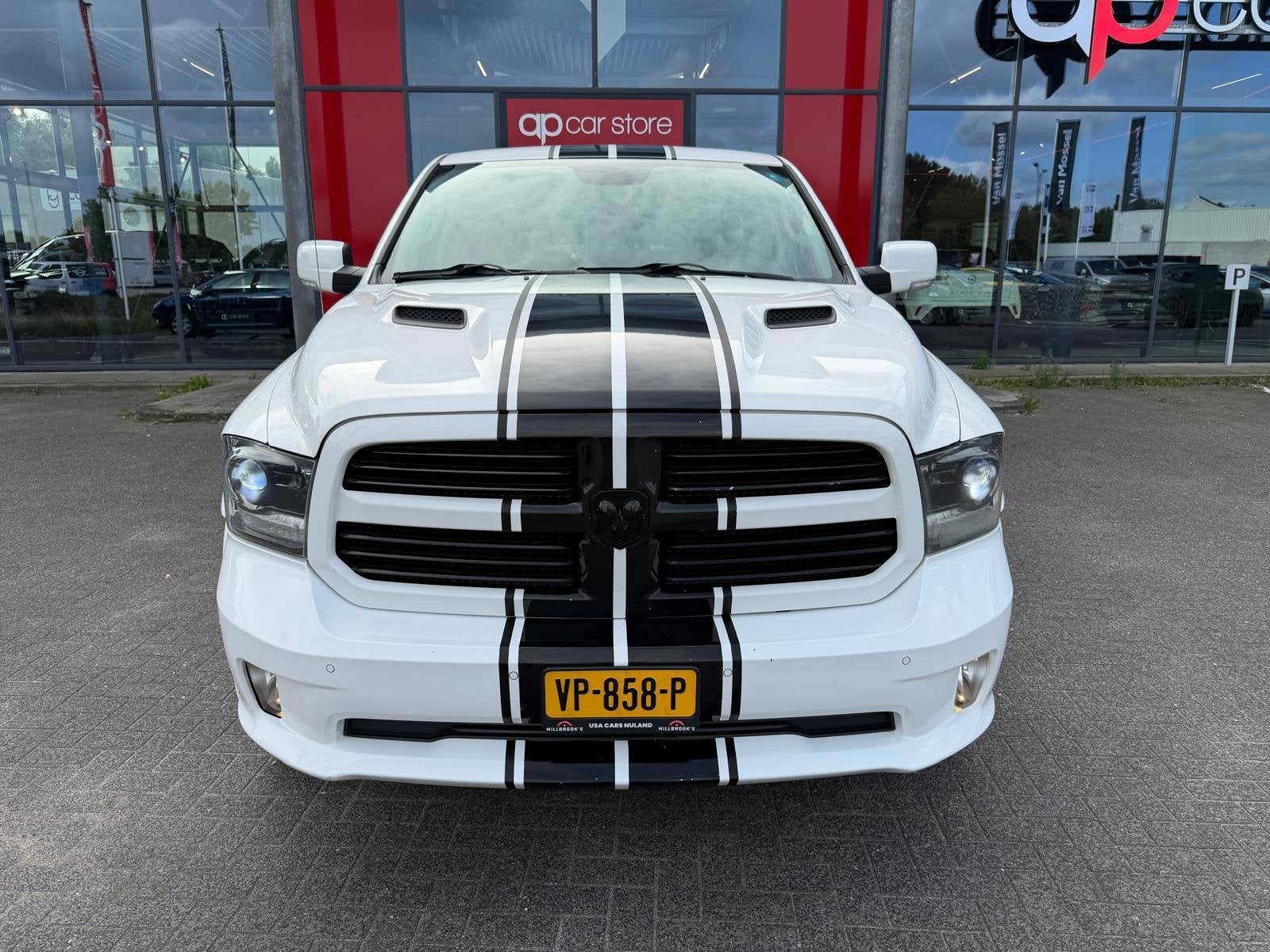 Dodge Ram 1500 5.7 V8 Quad Cab 6'4 | Panorama | Camera | Sto, Auto's, Automaat, Achterwielaandrijving, Gebruikt, 5654 cc