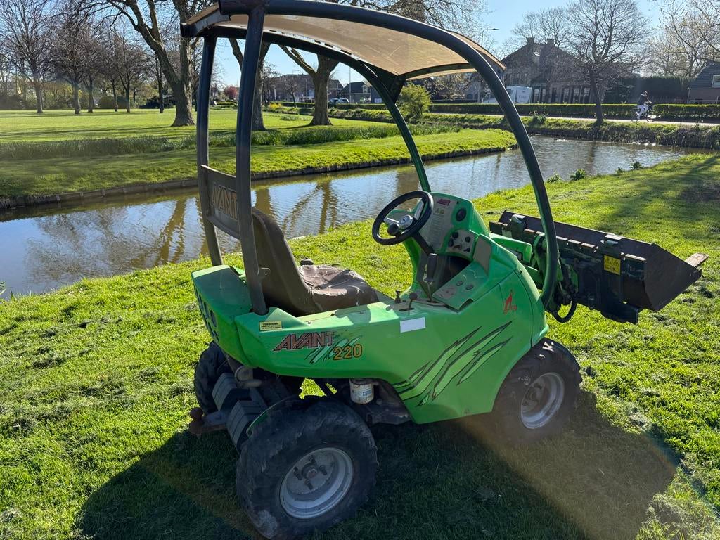 Avant 220 Shovel met bak en lepels, Ophalen, Wiellader of Shovel