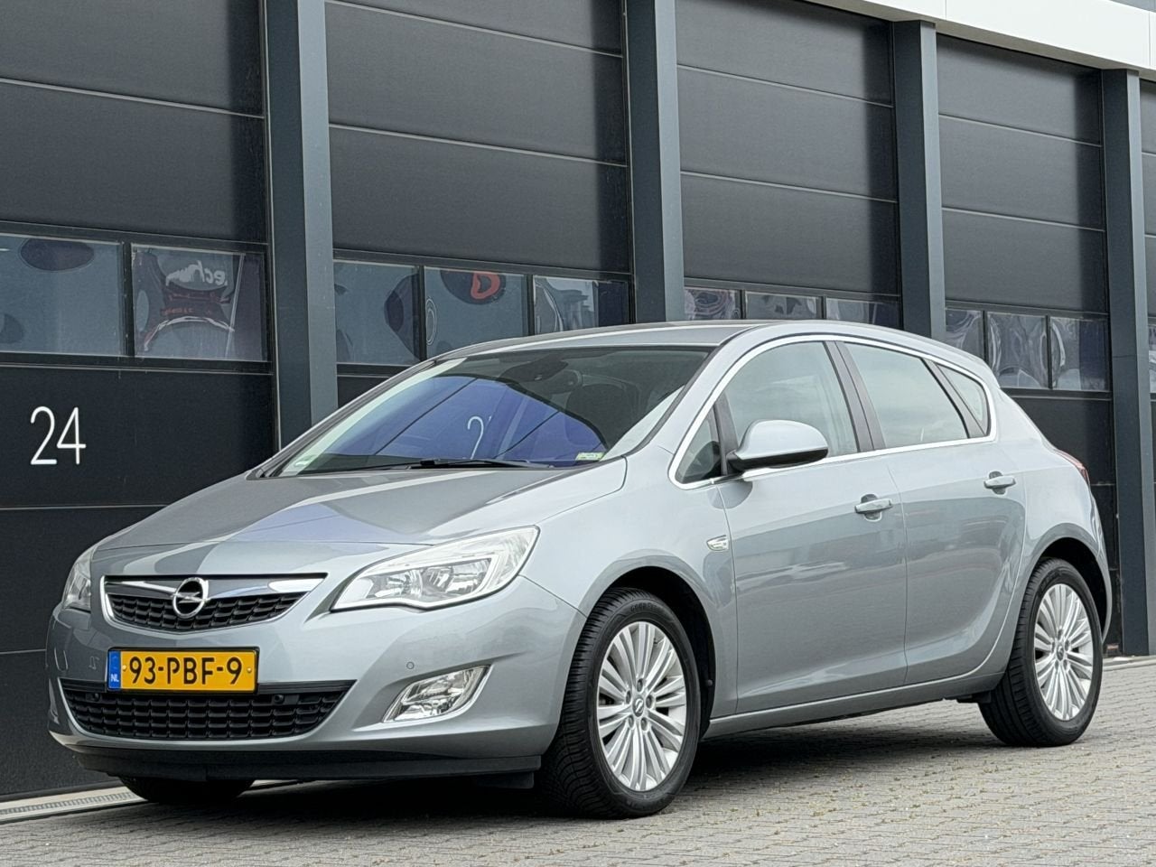 Opel Astra 1.7 CDTi Cosmo Navi PDC (bj 2011), Auto's, Opel, Bedrijf, Te koop, Astra, Airbags, Airconditioning, Boordcomputer, Centrale vergrendeling