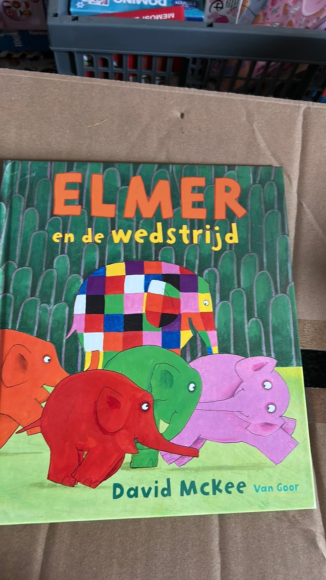 Boek elmer, Ophalen of Verzenden, Zo goed als nieuw