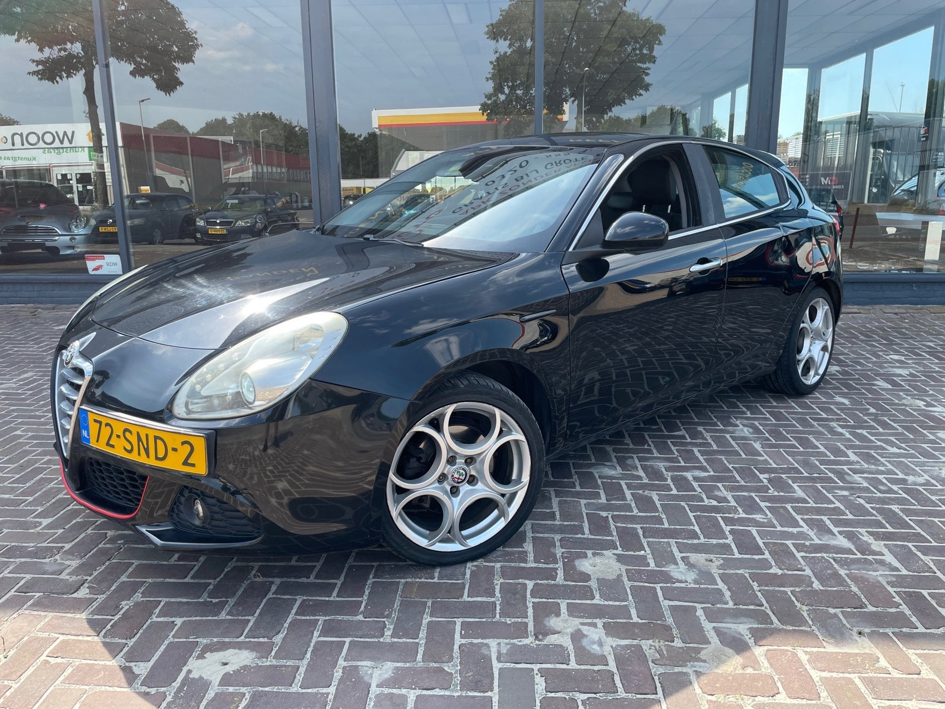 Alfa Romeo Giulietta 1.4 T Distinctive APK|NAP|18''|Custom u, Voorwielaandrijving, Gebruikt, 4 cilinders, Zwart
