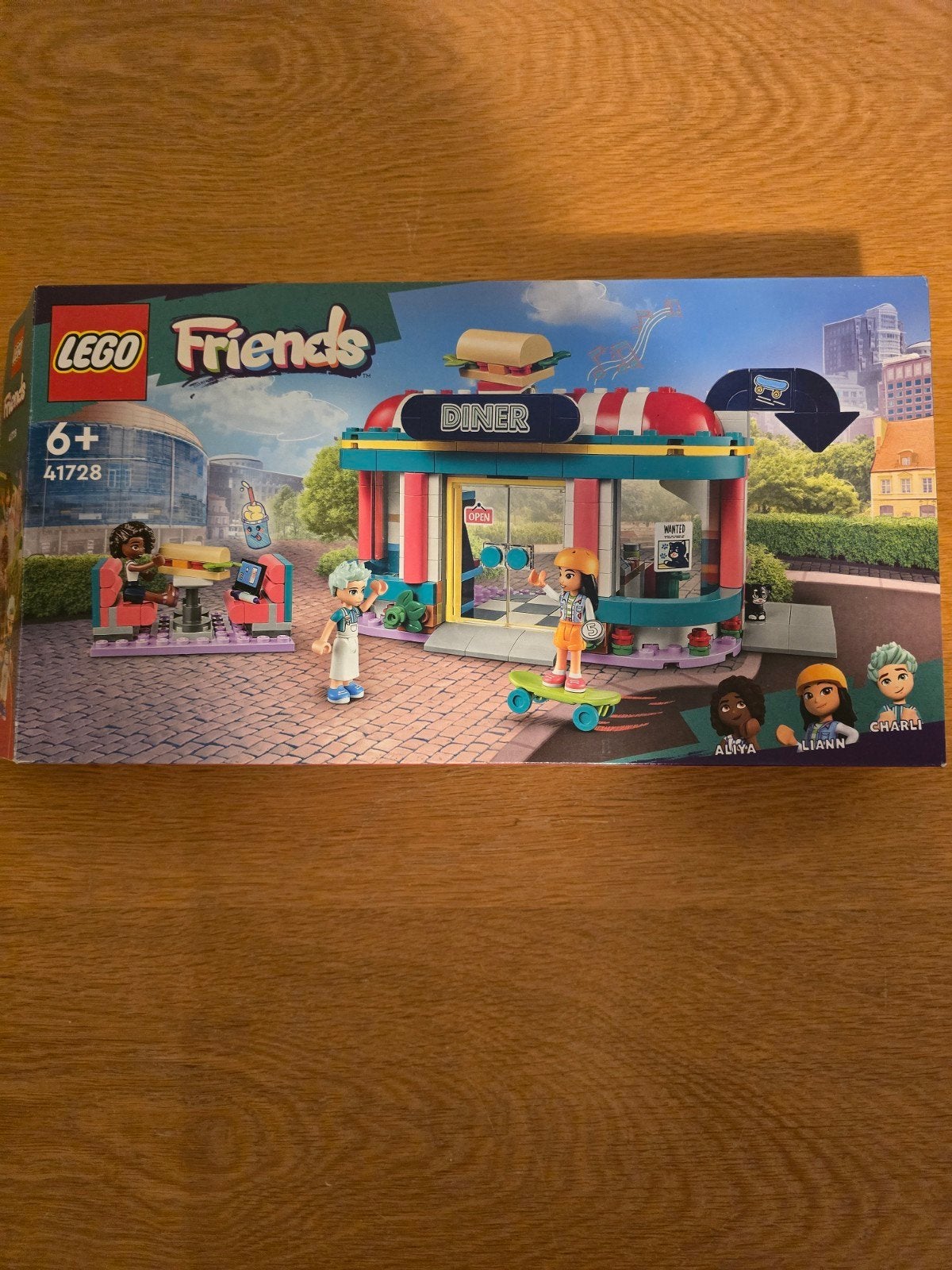 LEGO Friends Heartlake City Diner (41728), Ophalen, Lego, Friends, Zo goed als nieuw