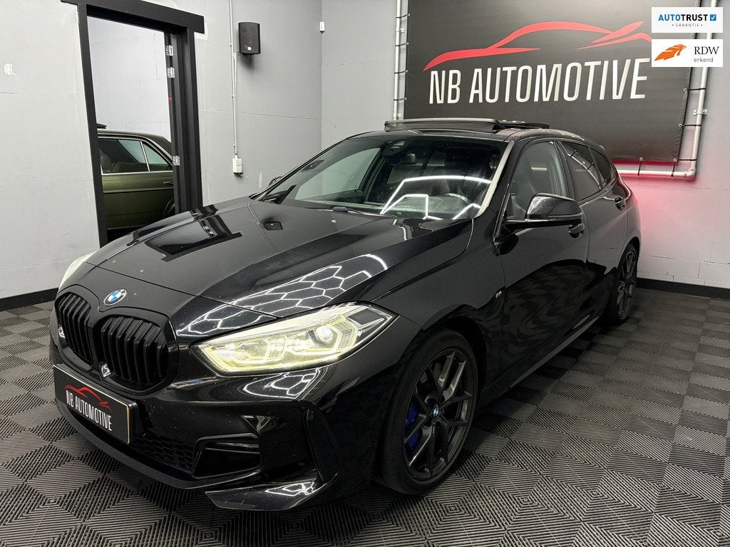 BMW 1-serie 120d xDrive, Auto's, 1490 kg, Zwart, Leder, Bedrijf