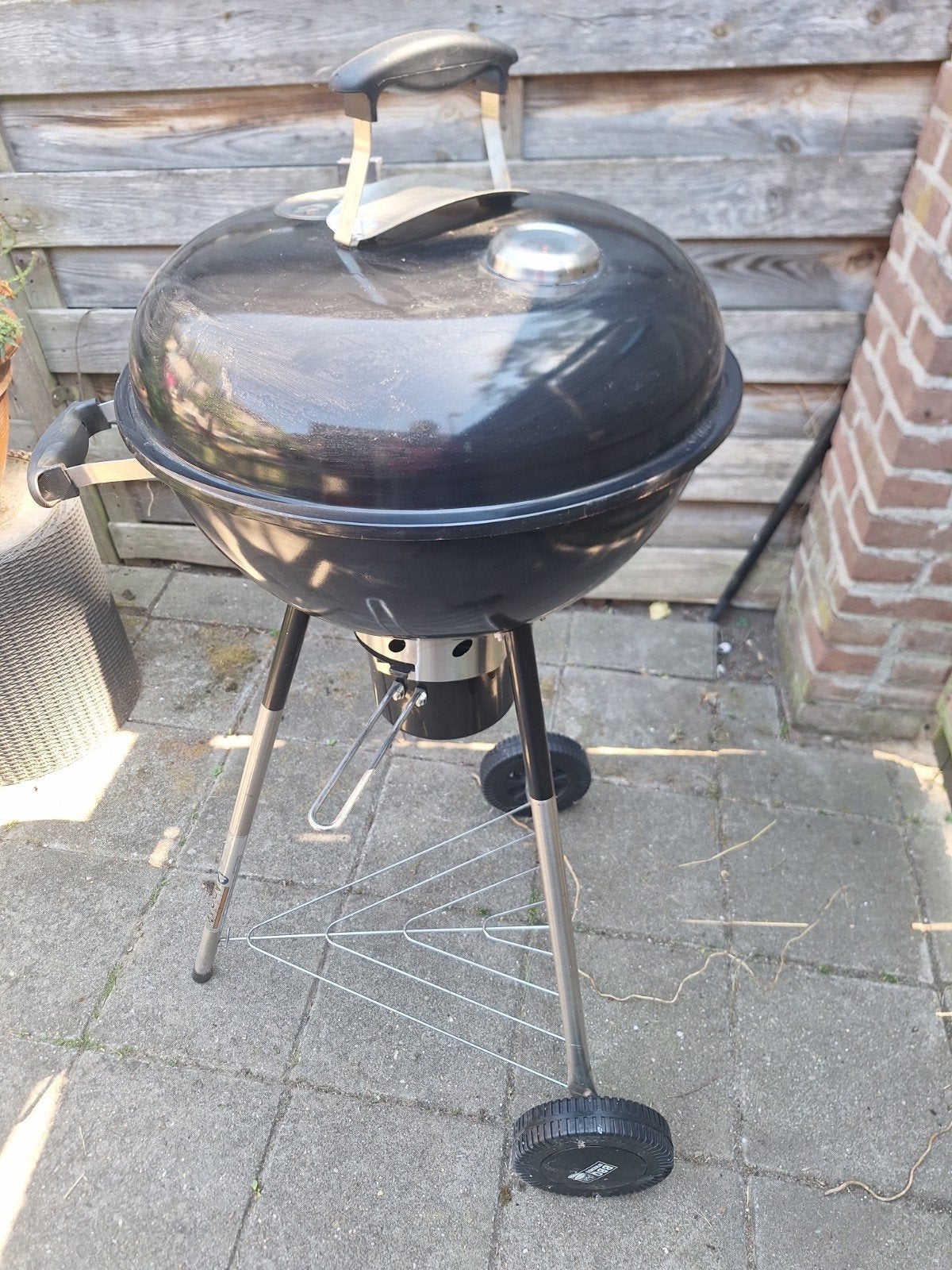 Nieuwe Barbecue op Wielen - Nooit Gebruikt!, Ophalen of Verzenden, Nieuw