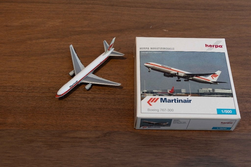 Martinair Boeing 767-300 schaal 1:500 van Herpa., Overige merken, 1:200 of kleiner, Ophalen of Verzenden, Zo goed als nieuw