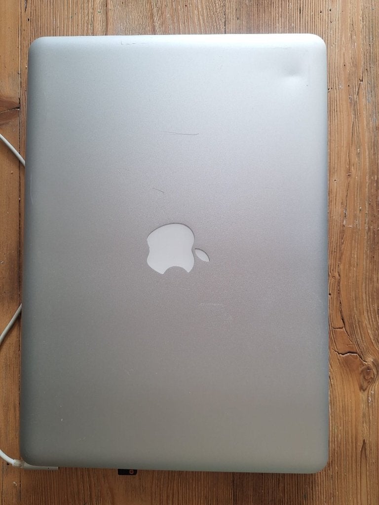 MacBook Pro 13 inch – defect scherm, Computers en Software, Apple Macbooks, 2 tot 3 Ghz, Qwerty, 13 inch, Niet werkend