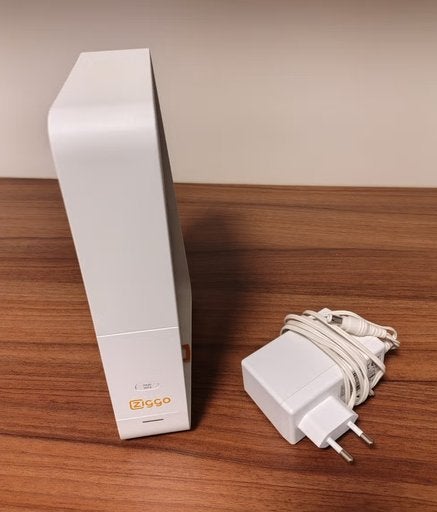 Ziggo Arris Modem, Computers en Software, Routers en Modems, Ophalen of Verzenden, Zo goed als nieuw, Router met modem, Ziggo