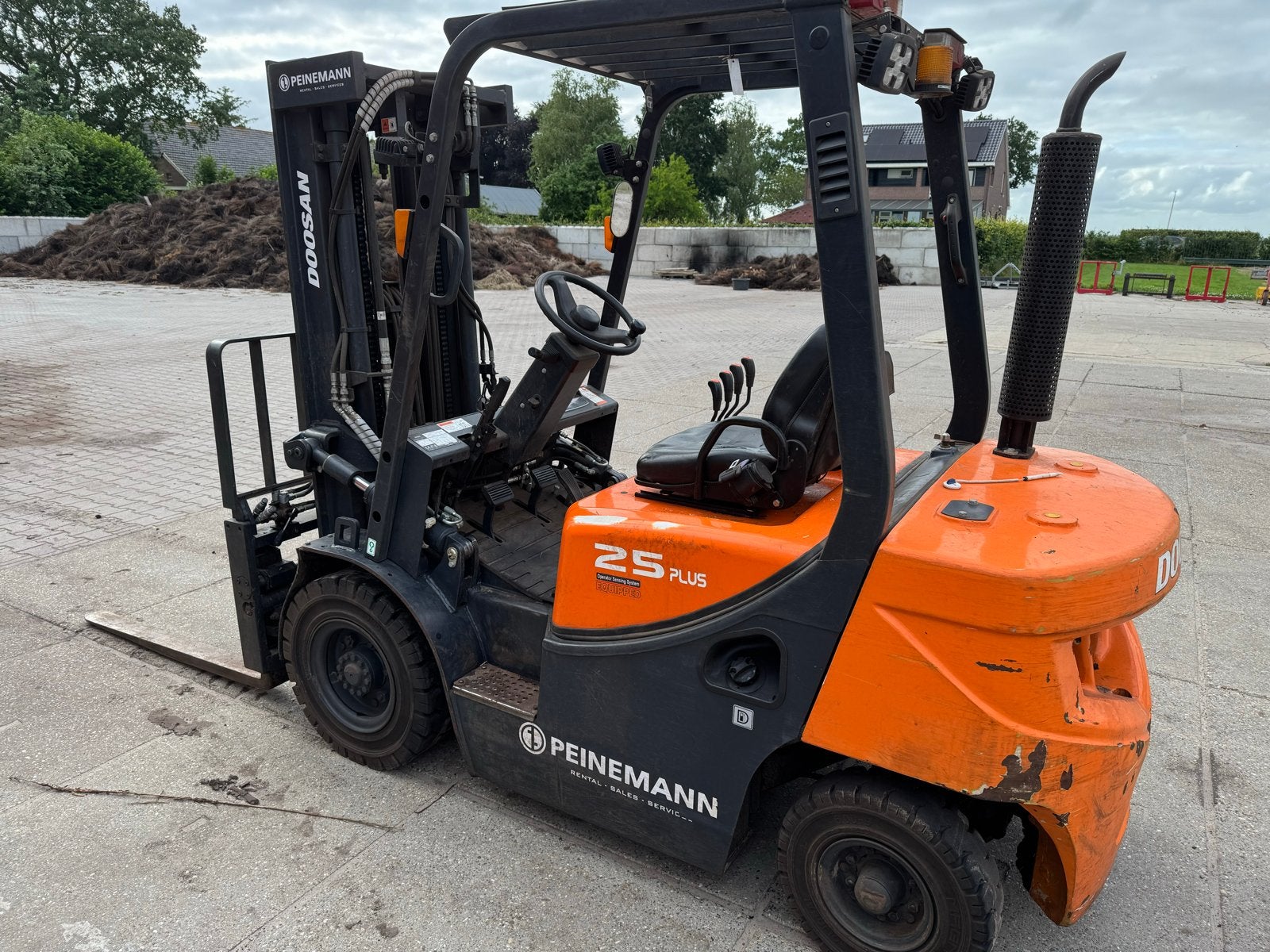 Doosan 2.5 ton Diesel heftruck - Weinig uren, Zakelijke goederen, Machines en Bouw | Heftrucks en Intern transport, 2000 tot 3000 kg