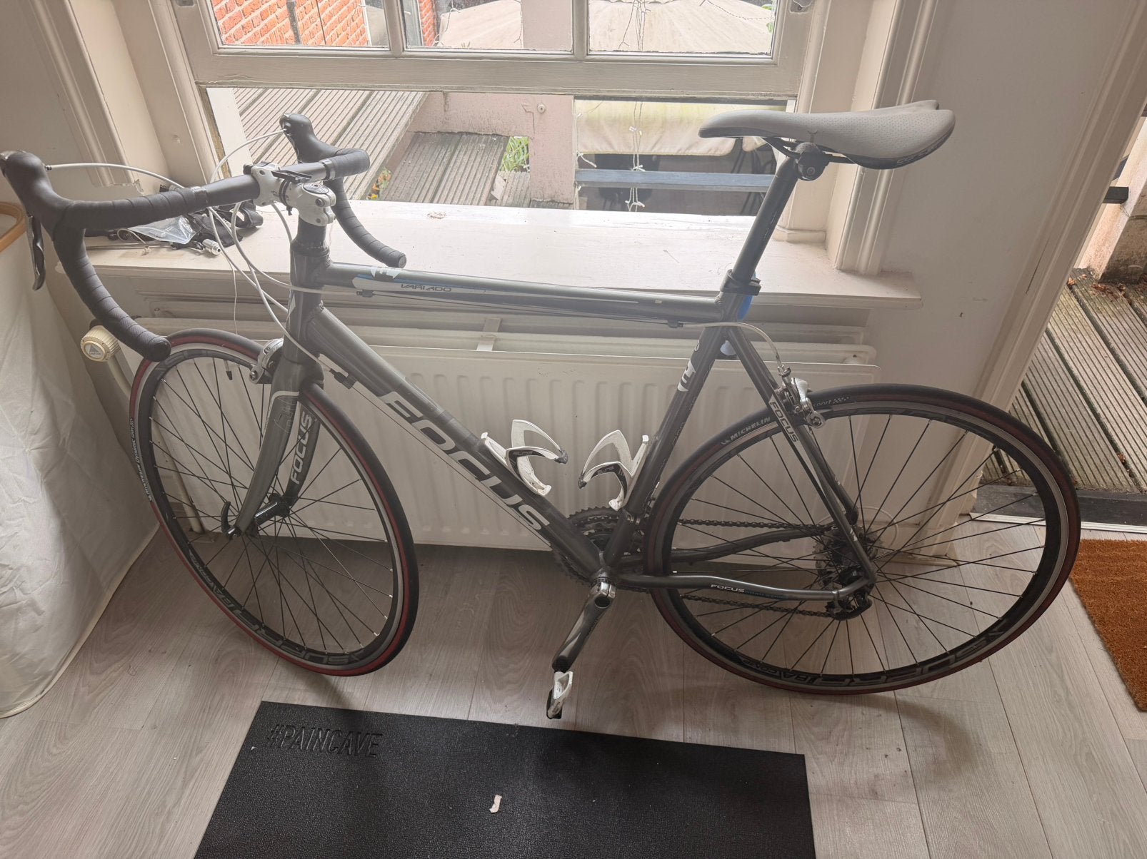 Focus Variado – Maat XL, Aluminium, 57 tot 61 cm, Meer dan 20 versnellingen, Ophalen