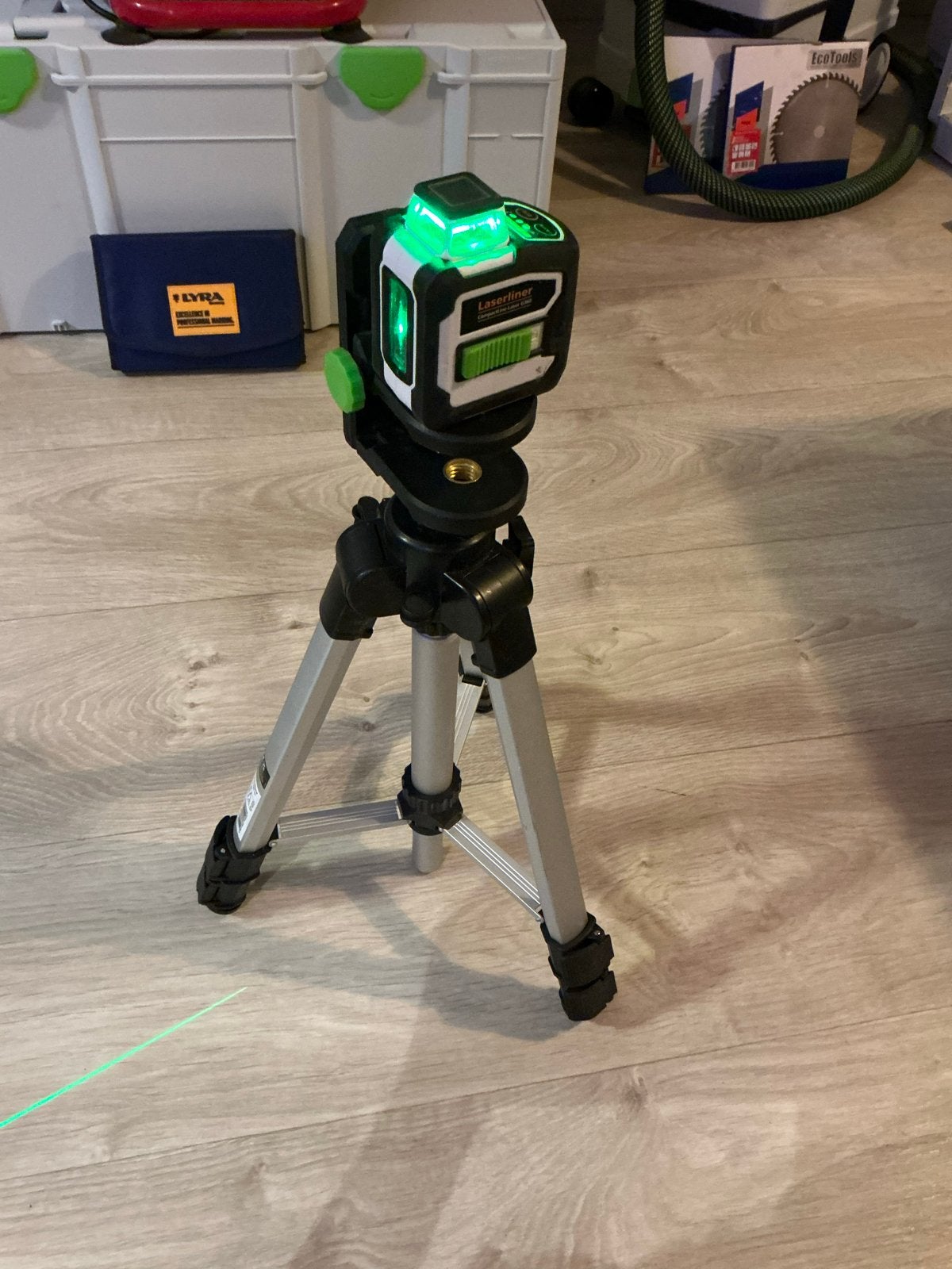 Laserliner CompactLaser G360 met statief, Doe-het-zelf en Verbouw, Ophalen of Verzenden, Gebruikt, Licht