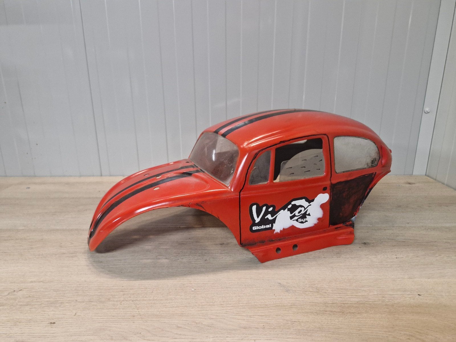 Fg body, Hobby en Vrije tijd, Modelbouw | Radiografisch | Auto's, Ophalen of Verzenden, Overige schalen, Benzine, Onderdeel