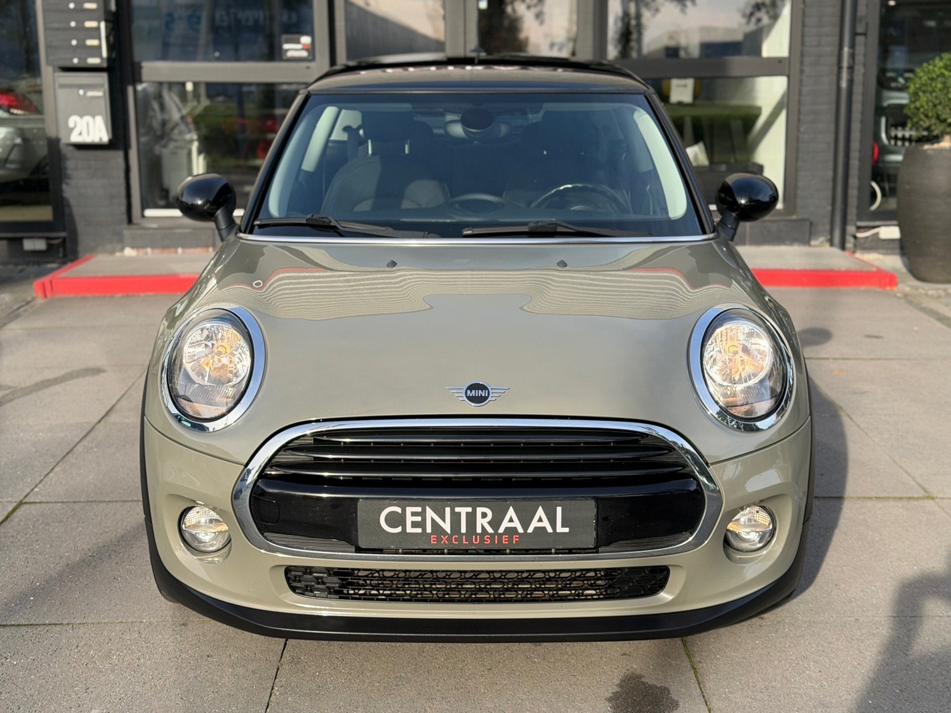 Mini 3-Deurs 1.5 Cooper Pepper Autom|Carplay|Origineel-NL|Na, 136 pk, Gebruikt, 4 stoelen, Origineel Nederlands