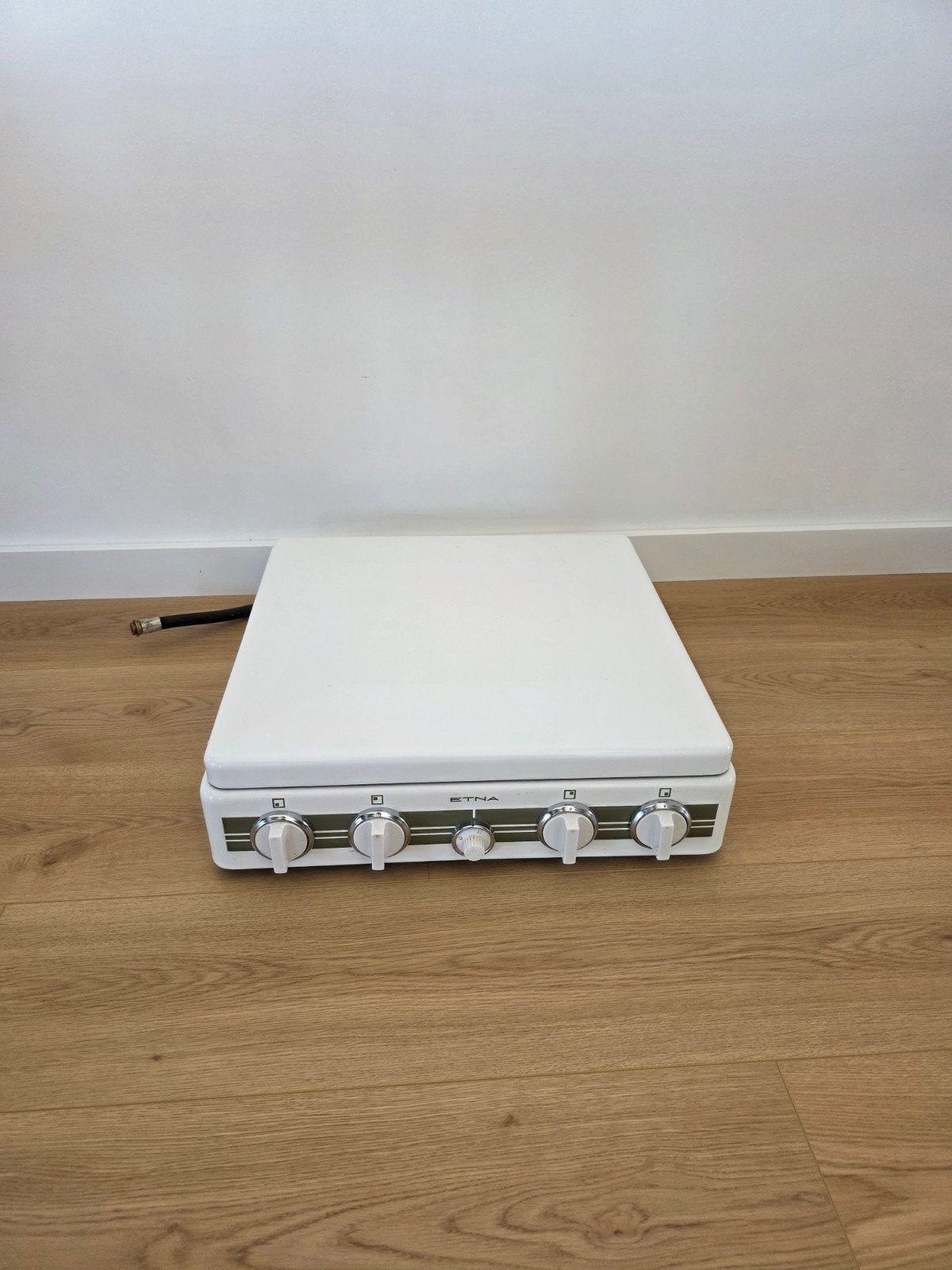 Retro ETNA Gasfornuis 4-pits met deksel - Wit, Witgoed en Apparatuur, Fornuizen, Ophalen, Gebruikt, Minder dan 85 cm, 4 kookzones