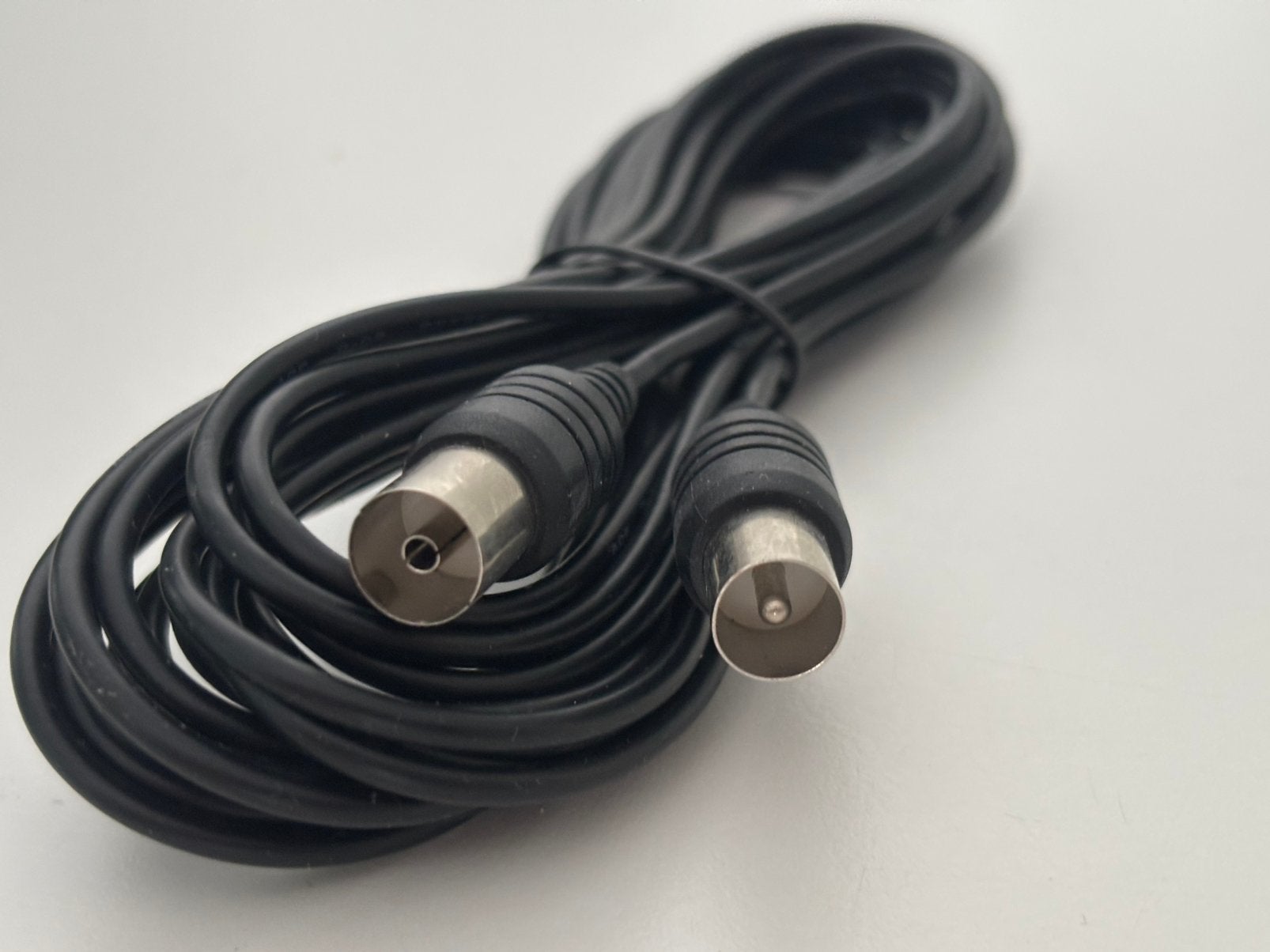 Titel: Nieuwe Coax Antennekabel  3 meter – TV / Radio, Ophalen of Verzenden, Refurbished, 2 tot 5 meter, Coaxiale kabel