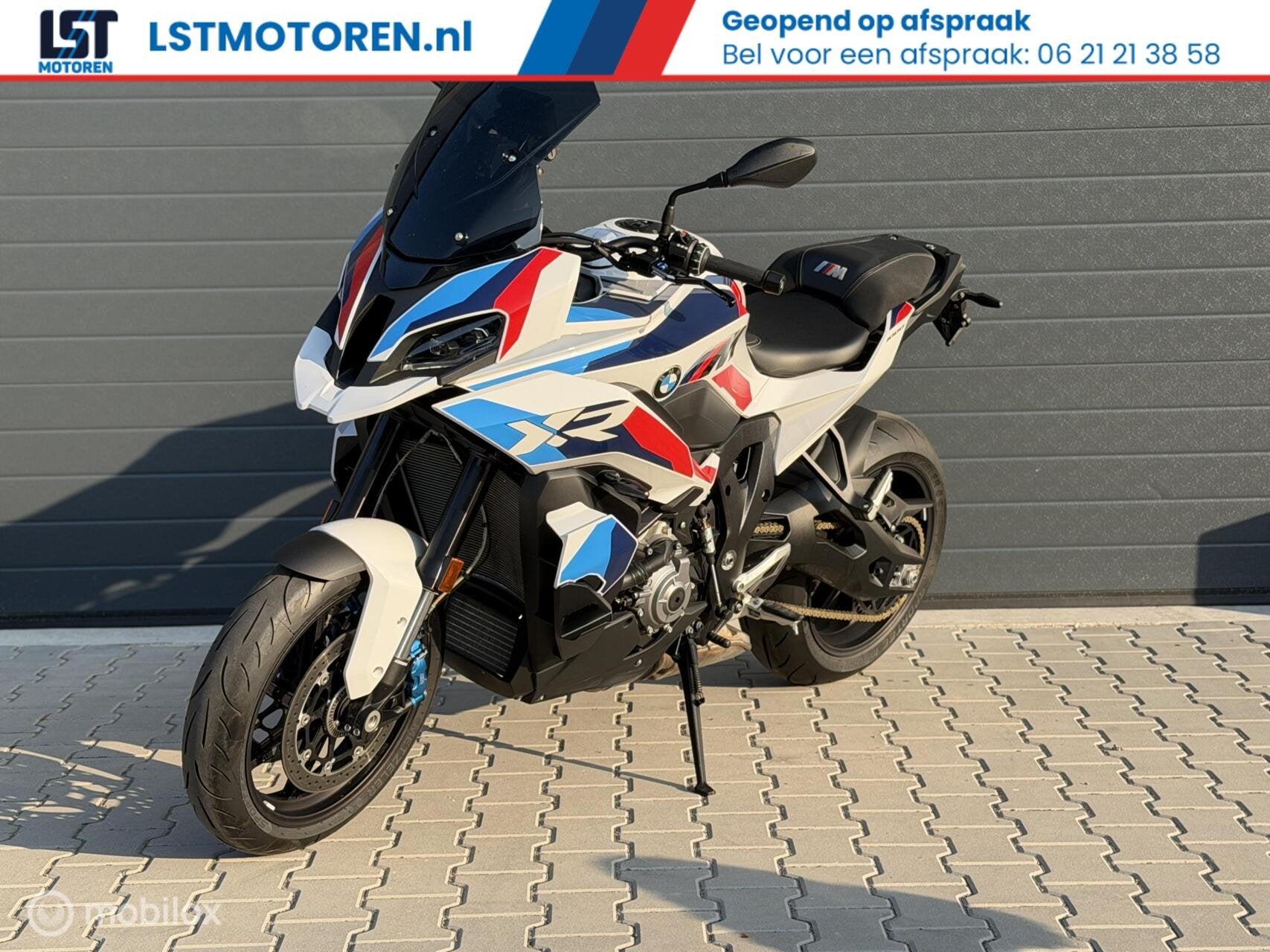 BMW M 1000 XR 2025 4700 KM ( BTWER), Motoren, Bedrijf, Bayerische Motoren Werke Aktiengesellschaft, Meer dan 35 kW, Toermotor