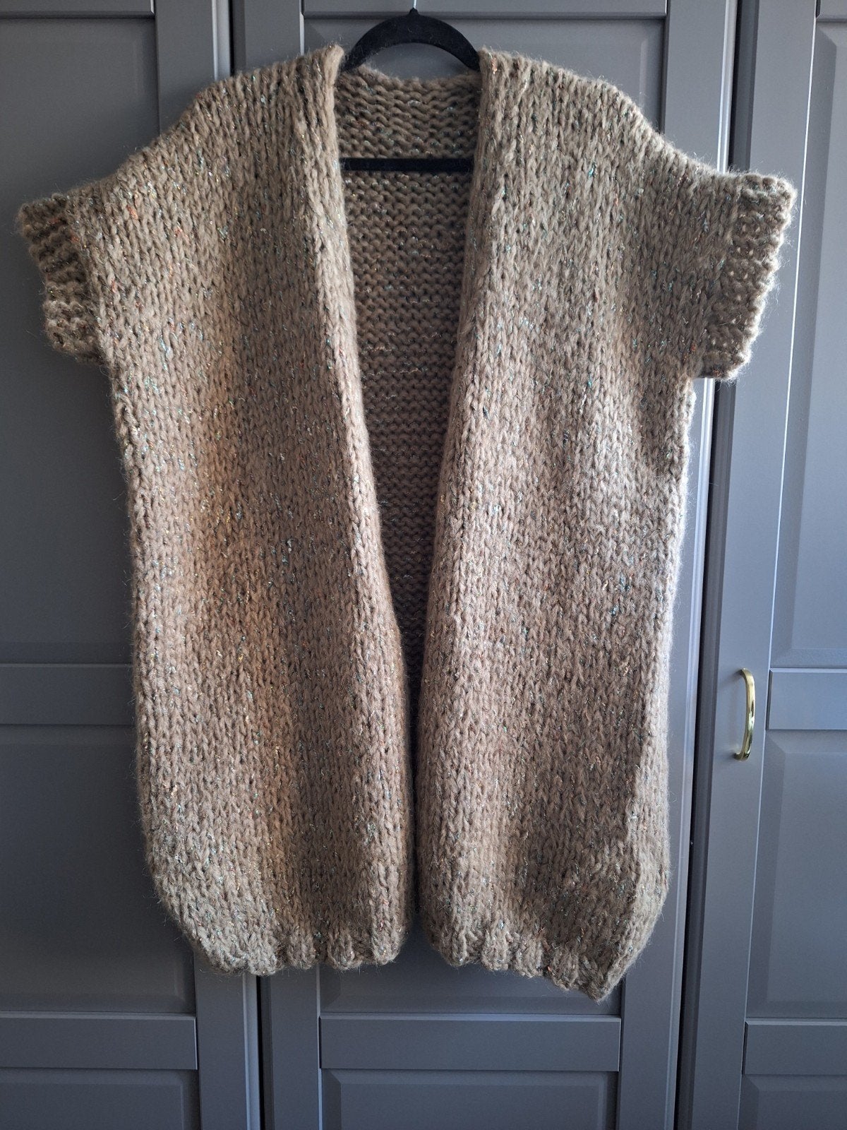 Nieuw handgemaakt mohair vest, een maat., Ophalen of Verzenden, Nieuw, Maat 46/48 (XL) of groter, Beige