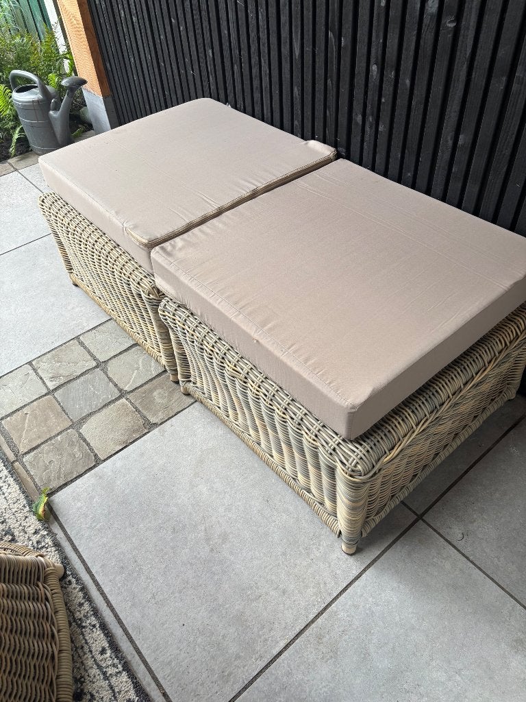 Wicker hocker, Ophalen, Zo goed als nieuw