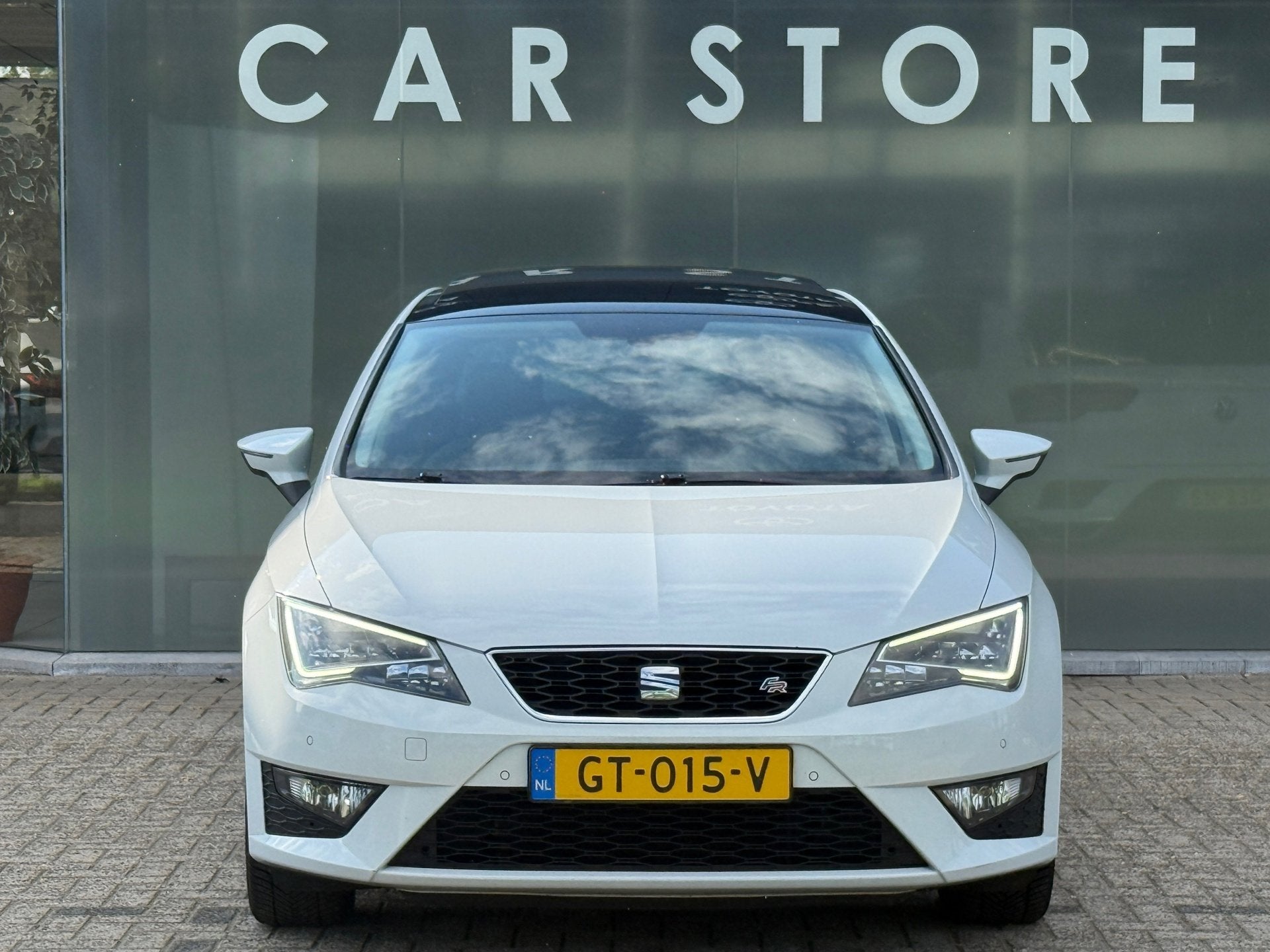 Seat Leon 1.4 TSI 150PK DSG FR Pano|Navi|Camera|Carplay, Auto's, Gebruikt, 4 cilinders, 150 pk, Leon