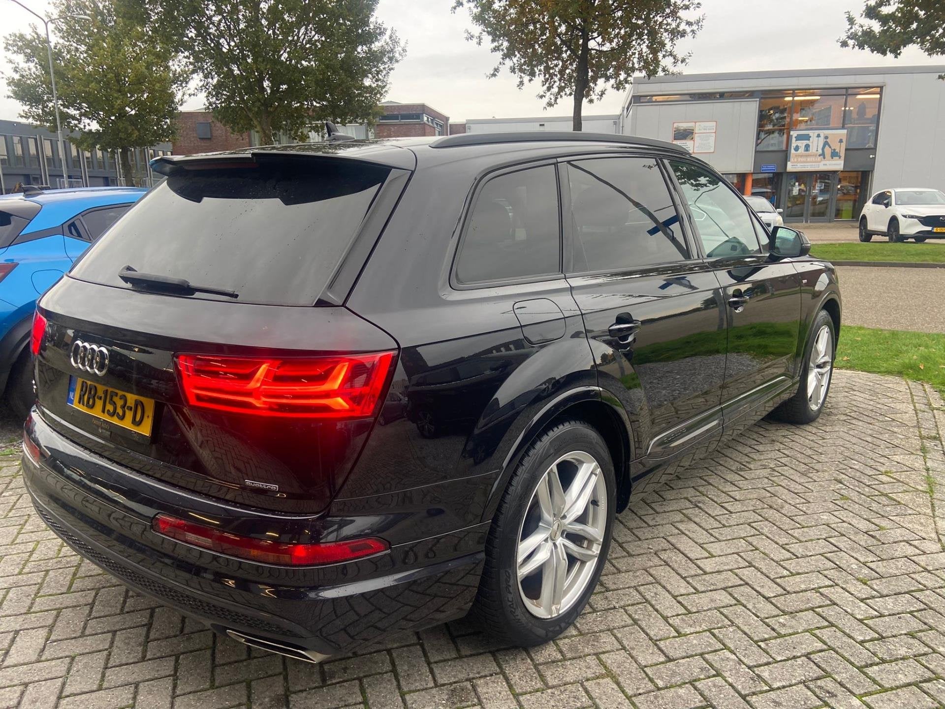 Audi Q7 3.0 TDI quattro Pro Line 2x S-Line + 7p|EXPORT!, Auto's, Audi, Automaat, Gebruikt, 7 stoelen, Zwart
